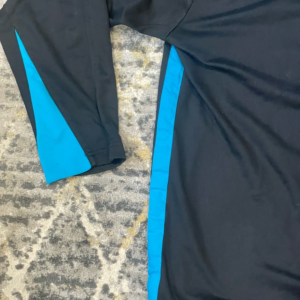 🖤💙Panthers Jacket 💙🖤 - Picture 6 of 7